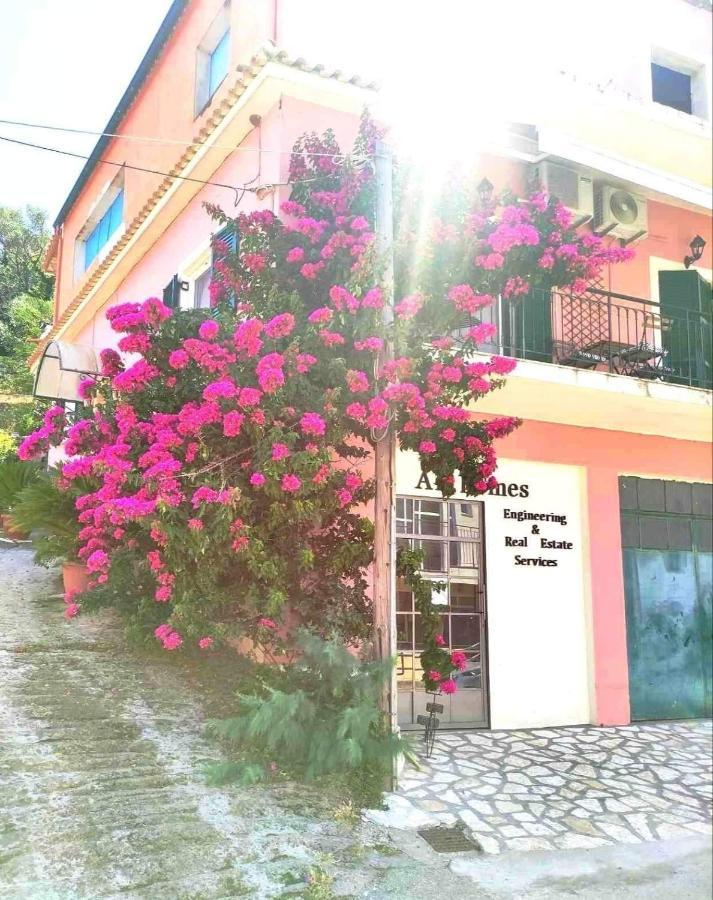 Voukamvilia Boutique Apartment Agios Matthaios  Экстерьер фото